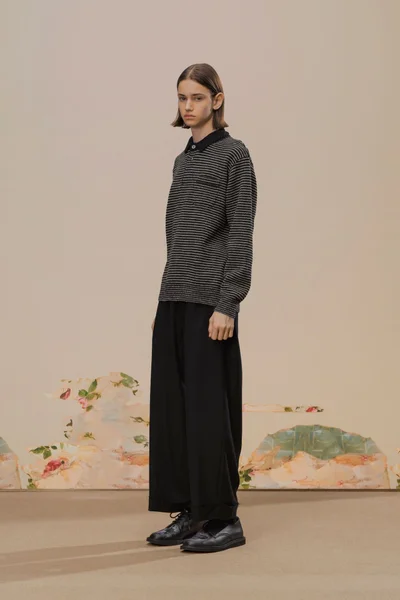 Look 16
